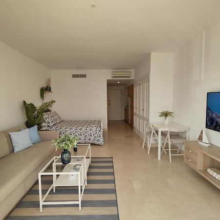 Estudio Puerto De Sotogrande 산 로케 외부 사진