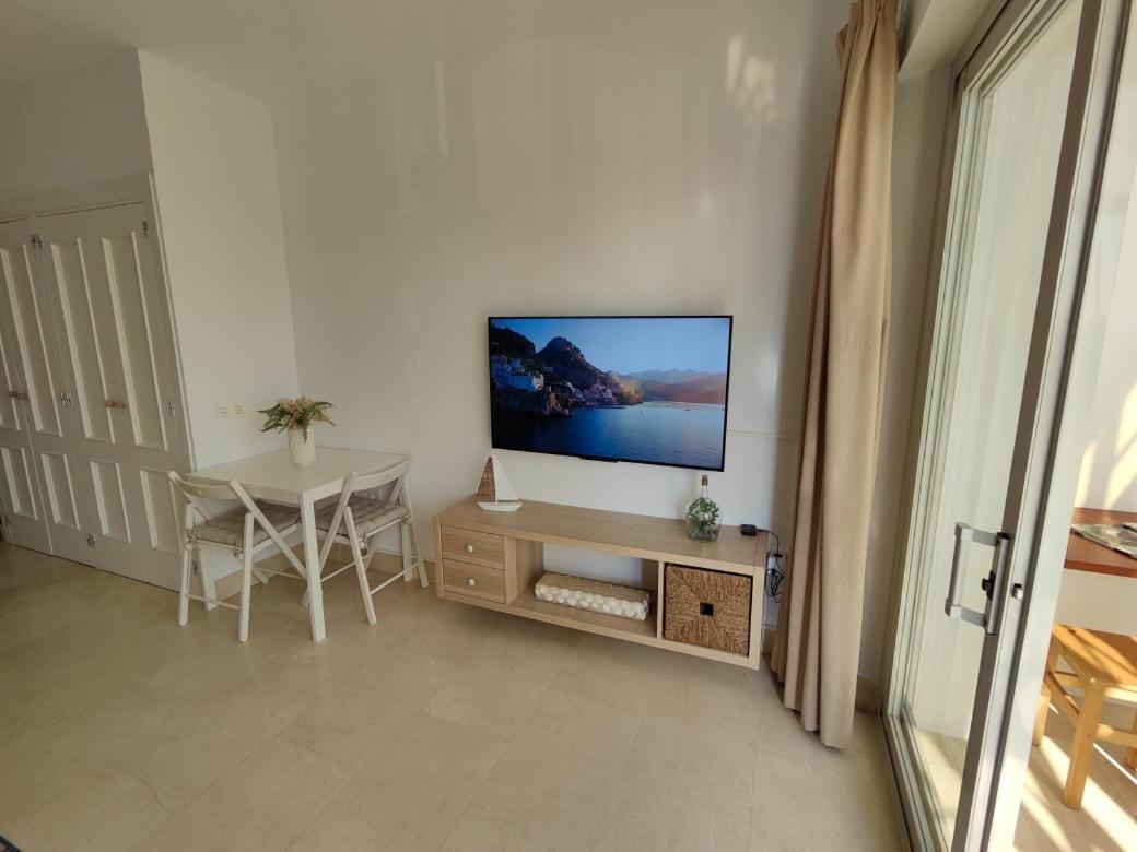 Estudio Puerto De Sotogrande 산 로케 외부 사진
